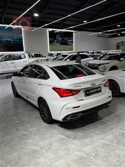 شيري أريزو 5